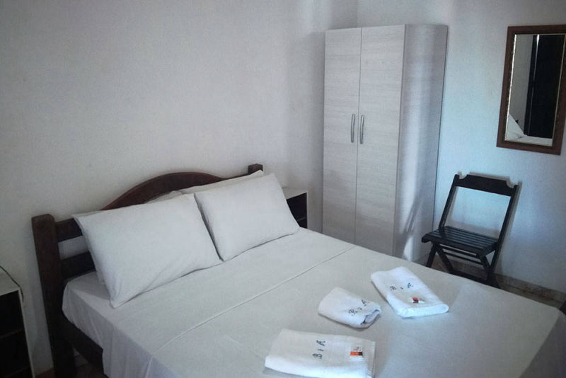 Quarto solteiro com vista mar