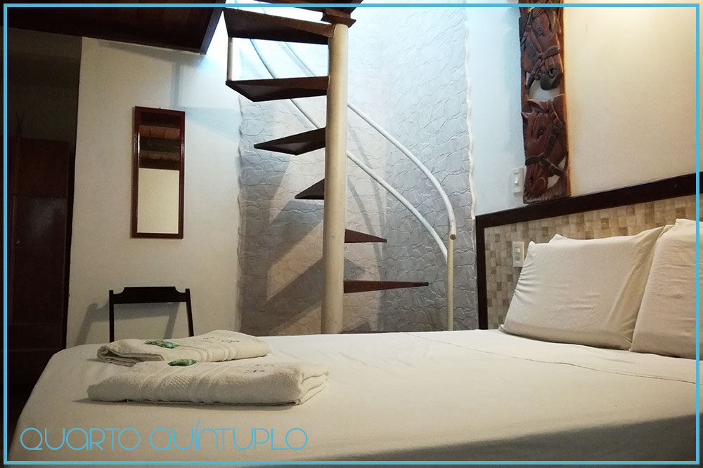 Quarto Quíntuplo Pousada Beijos y Abraços