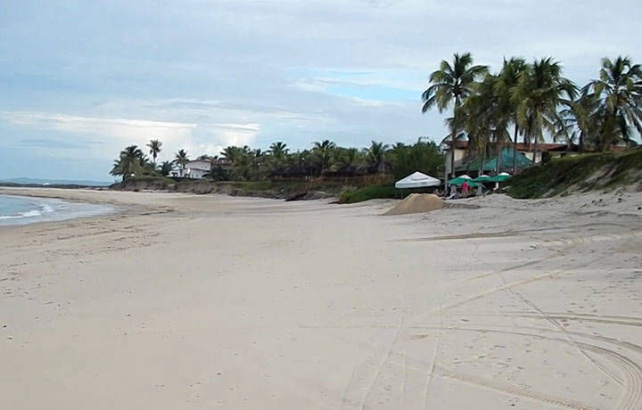 Praia de Barra da Tabatinga (Nísia Floresta, RN)